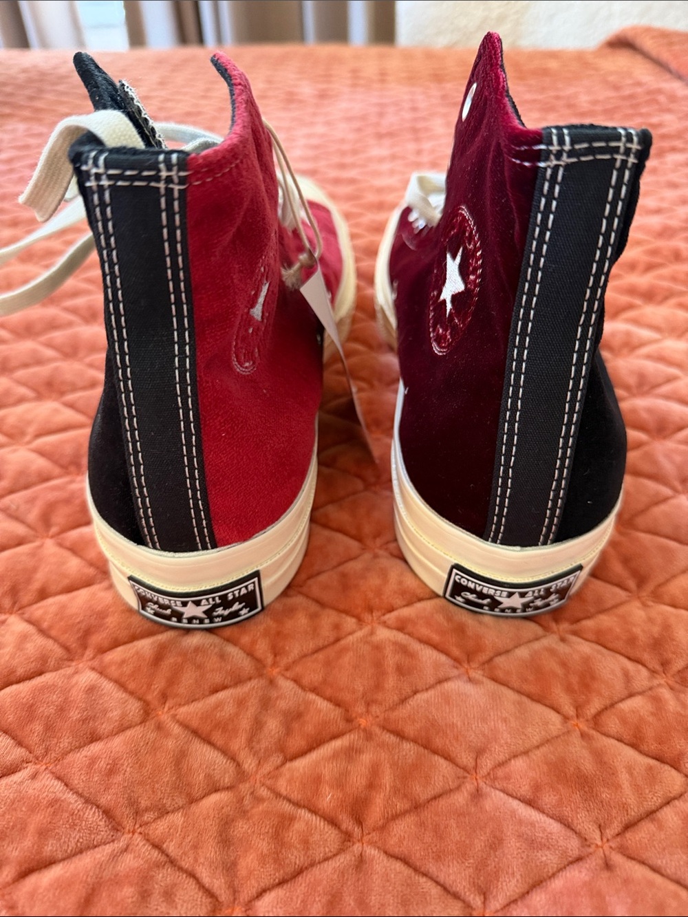 Converse Beyond Retro x Chuck 70 Unisex High-Top Sneakers in Black and Red - Picture 3 of 4